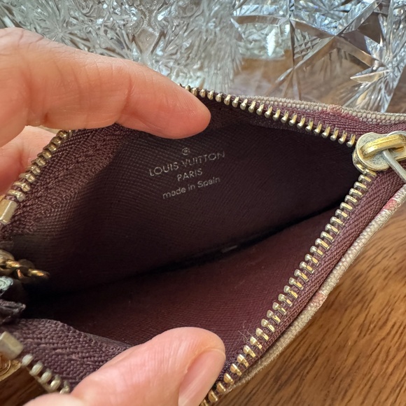 Louis Vuitton Key Wallet - Picture 5 of 6